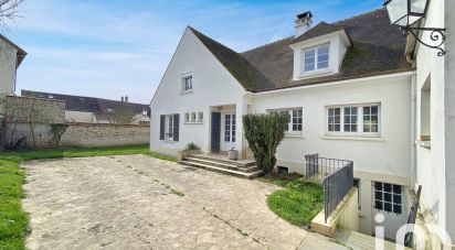 Mansion 9 rooms of 335 m² in Trilbardou (77450)