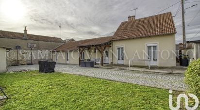 Traditional house 6 rooms of 127 m² in Puiseaux (45390)