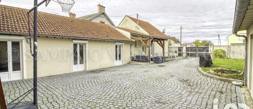 Maison traditionnelle 6 pièces de 127 m² à Puiseaux (45390)