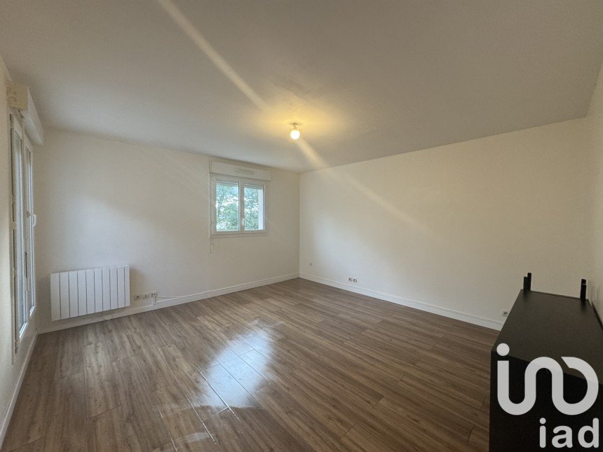 Appartement 2 pièces de 50 m² à Moissy-Cramayel (77550)