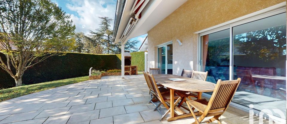 Maison 8 pièces de 190 m² à Grézieu-la-Varenne (69290)