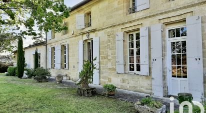 House 10 rooms of 315 m² in Les Billaux (33500)