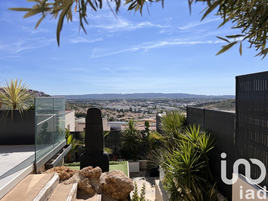 Maison traditionnelle 8 pièces de 208 m² à Narbonne (11100)