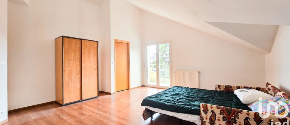 Maison 5 pièces de 150 m² à Saint-Genis-Pouilly (01630)