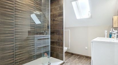 Maison 6 pièces de 140 m² à Serques (62910)