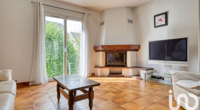 Traditional house 6 rooms of 130 m² in Boissy-Saint-Léger (94470)