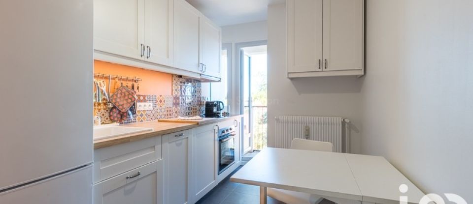 Appartement 4 pièces de 69 m² à Dijon (21000)