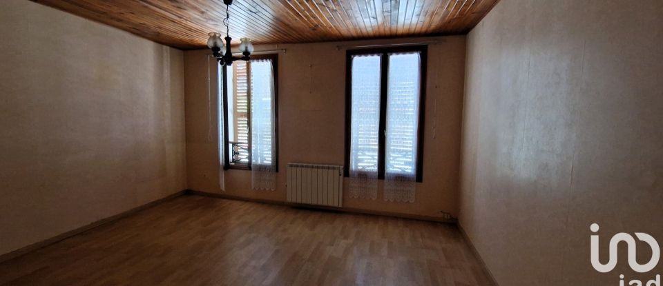 Town house 6 rooms of 135 m² in Saint-Julien-du-Sault (89330)