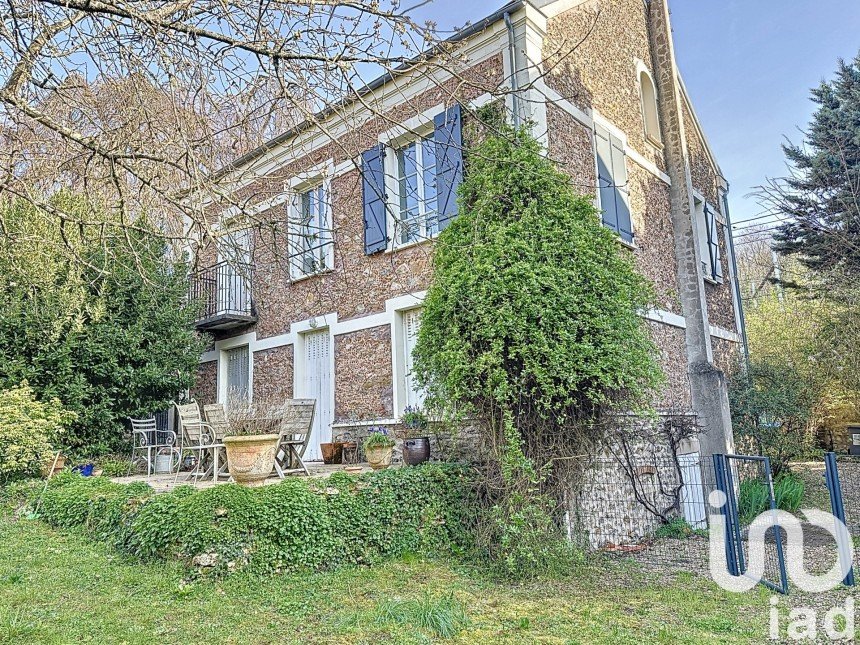 House 7 rooms of 180 m² in Le Mée-sur-Seine (77350)