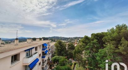 Apartment 3 rooms of 64 m² in Toulon (83000)