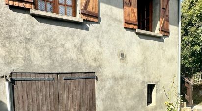 Village house 3 rooms of 67 m² in Crots (05200)