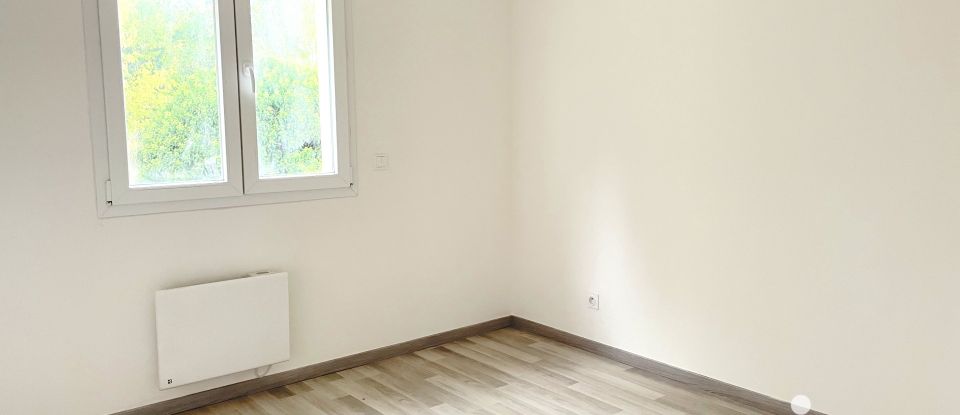 Traditional house 5 rooms of 100 m² in Longjumeau (91160)