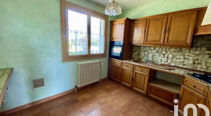 House 7 rooms of 126 m² in Saint-Parres-lès-Vaudes (10260)