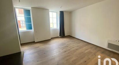 Studio 1 room of 35 m² in Bagnères-de-Bigorre (65200)