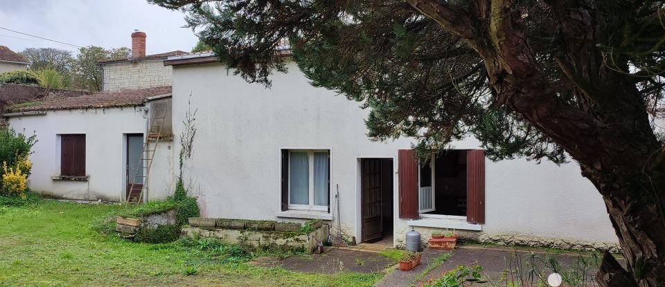 Maison 5 pièces de 86 m² à Curçay-sur-Dive (86120)