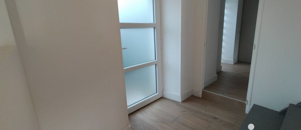 Maison 5 pièces de 99 m² à Saint-Chef (38890)