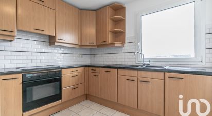 Appartement 2 pièces de 52 m² à Neuilly-Plaisance (93360)