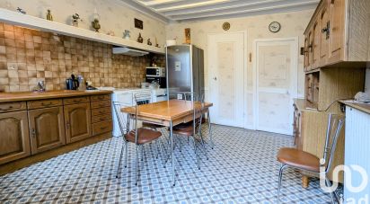 House 5 rooms of 230 m² in Flins-sur-Seine (78410)