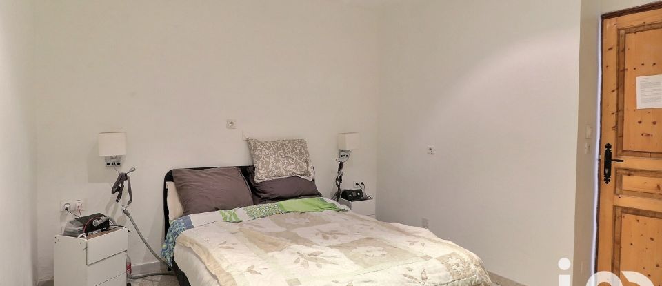 Appartement 4 pièces de 81 m² à Marseille (13005)