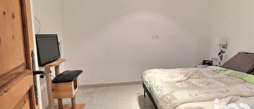 Appartement 4 pièces de 81 m² à Marseille (13005)