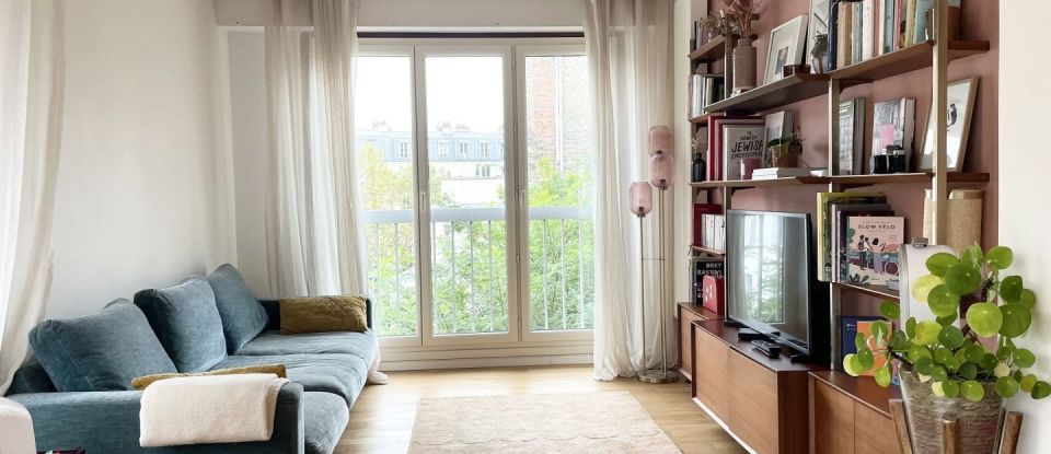 Appartement 3 pièces de 81 m² à Paris (75011)