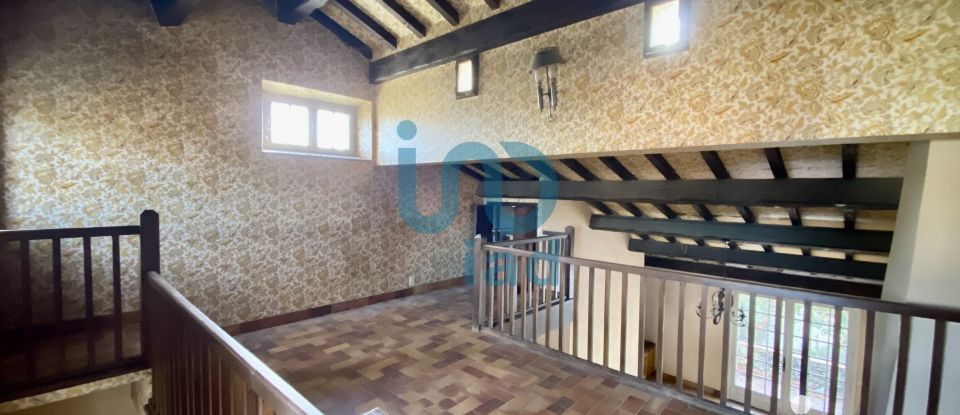 Maison de village 14 pièces de 262 m² à Saint-Christol-lès-Alès (30380)