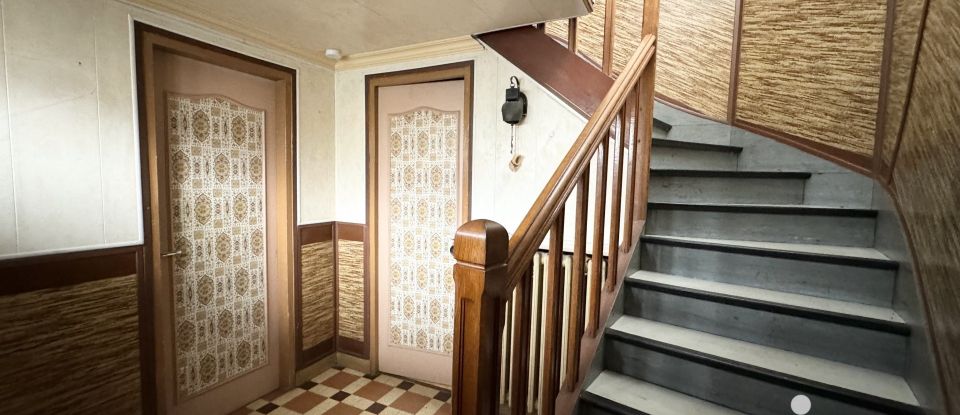 Traditional house 4 rooms of 77 m² in Stains (93240)