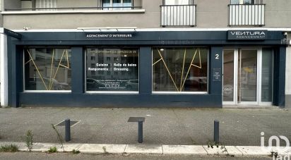 Business premises of 111 m² in Grenoble (38100)