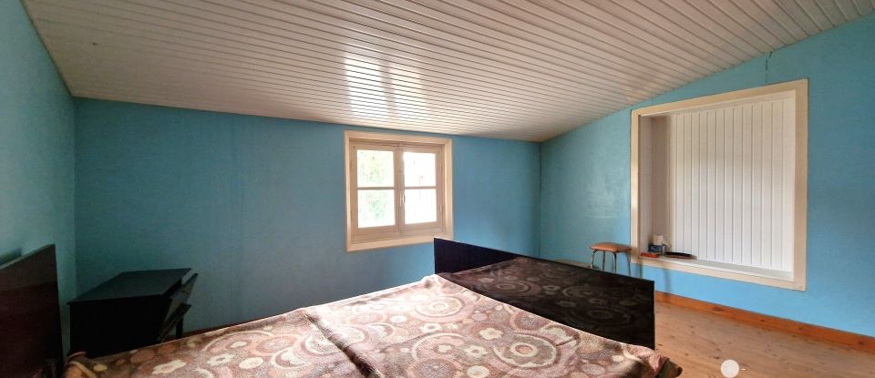 Maison de campagne 5 pièces de 121 m² à Balanzac (17600)