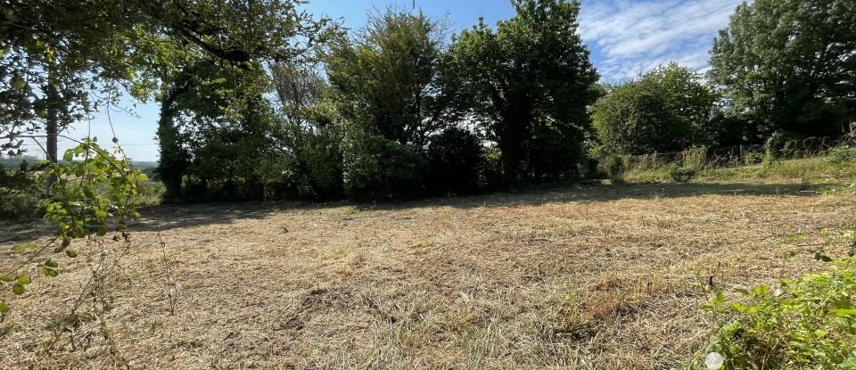 Terrain de 815 m² à Roullet-Saint-Estèphe (16440)