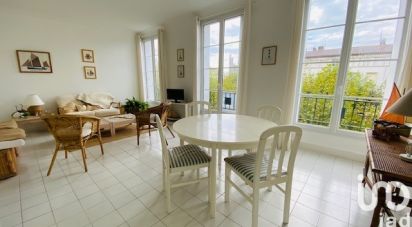 Apartment 3 rooms of 84 m² in Royan (17200)