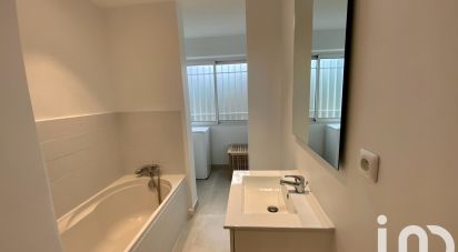 Appartement 2 pièces de 53 m² à Hyères (83400)