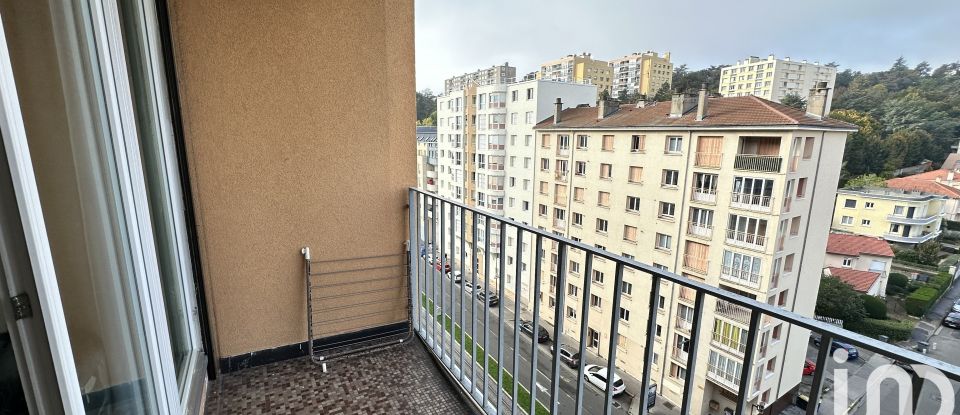 Appartement 4 pièces de 77 m² à Saint-Étienne (42000)