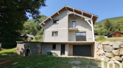 Maison 5 pièces de 145 m² à Aiton (73220)