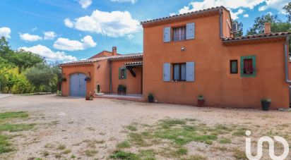 Traditional house 6 rooms of 165 m² in La Verdière (83560)