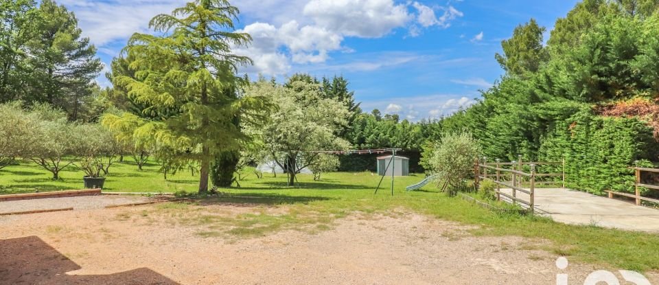 Traditional house 6 rooms of 165 m² in La Verdière (83560)