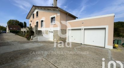 House 10 rooms of 235 m² in Étréchy (91580)