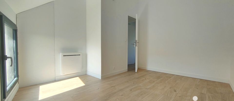 Maison 3 pièces de 46 m² à Sonchamp (78120)