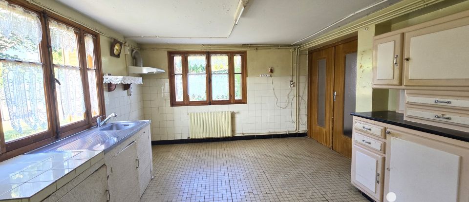 Traditional house 6 rooms of 154 m² in Oursbelille (65490)