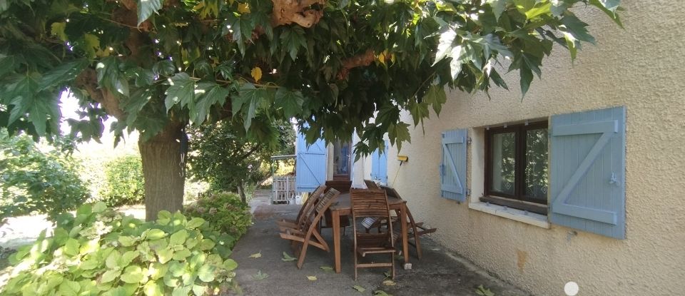 House 8 rooms of 168 m² in Barbaira (11800)