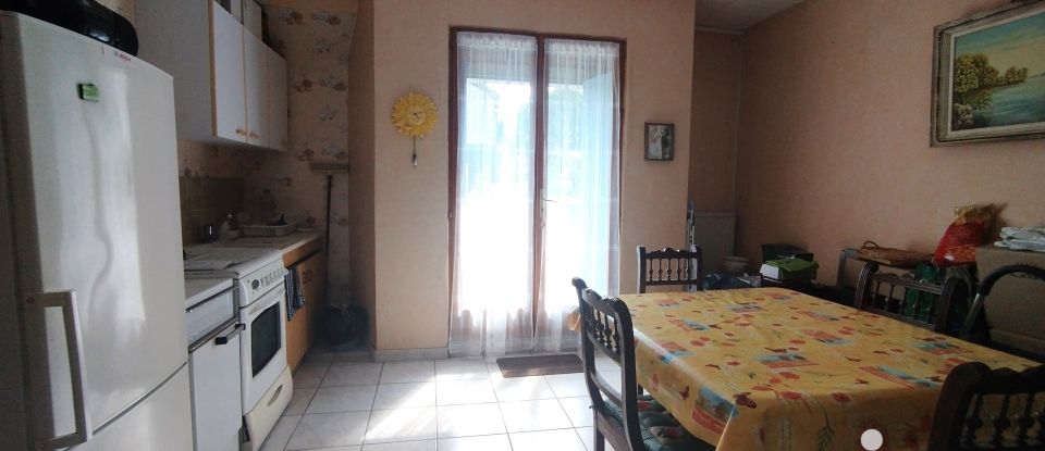 House 8 rooms of 168 m² in Barbaira (11800)