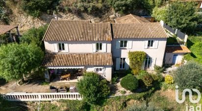 Maison 8 pièces de 241 m² à Saint-Laurent-du-Var (06700)