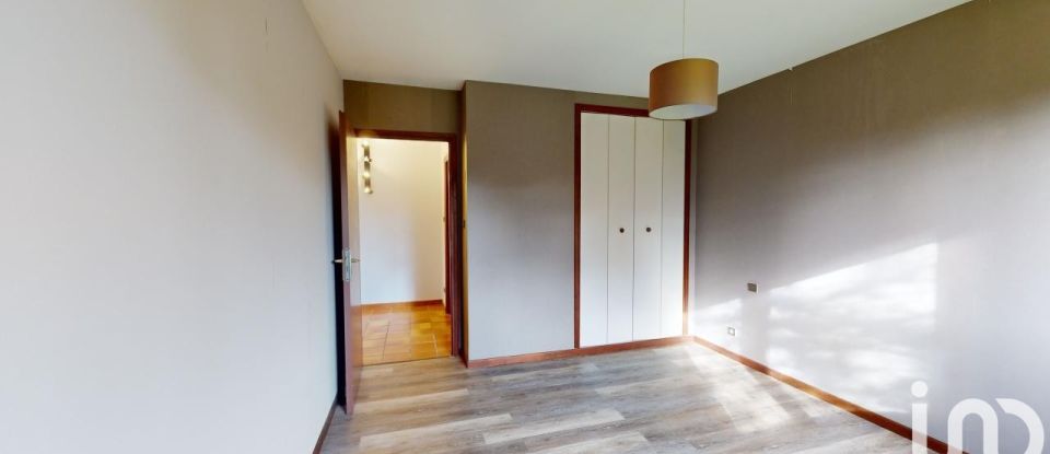 Architect house 5 rooms of 142 m² in Rieumes (31370)