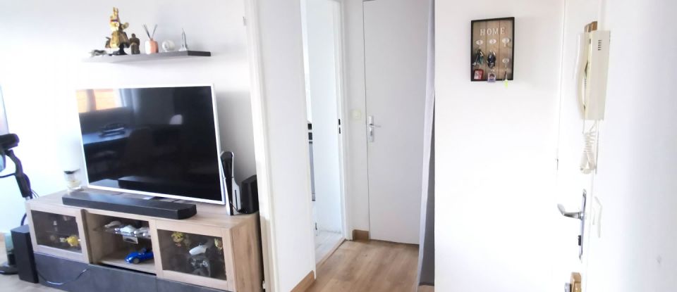 Apartment 4 rooms of 81 m² in Sainte-Geneviève-des-Bois (91700)