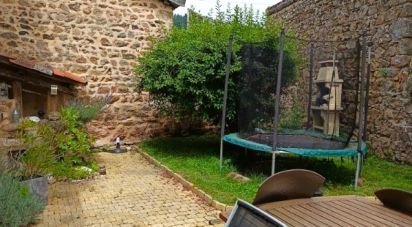 Country house 4 rooms of 95 m² in Matour (71520)