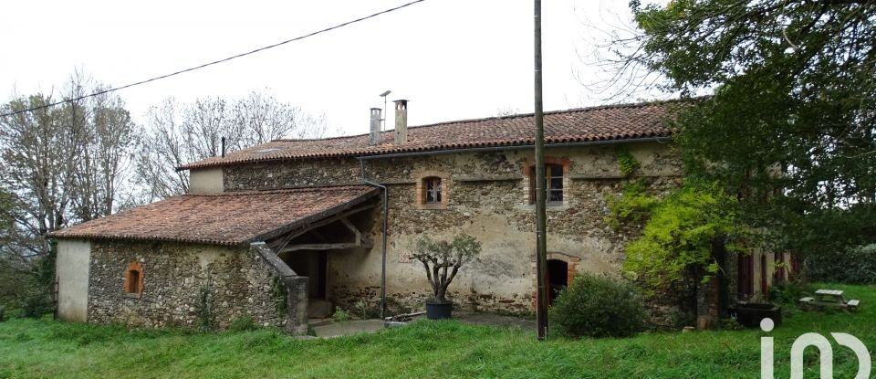 Maison de campagne 8 pièces de 360 m² à Dourgne (81110)