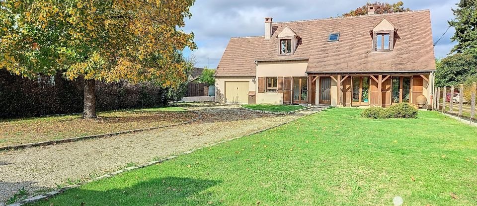 Traditional house 5 rooms of 105 m² in Le Vaudoué (77123)