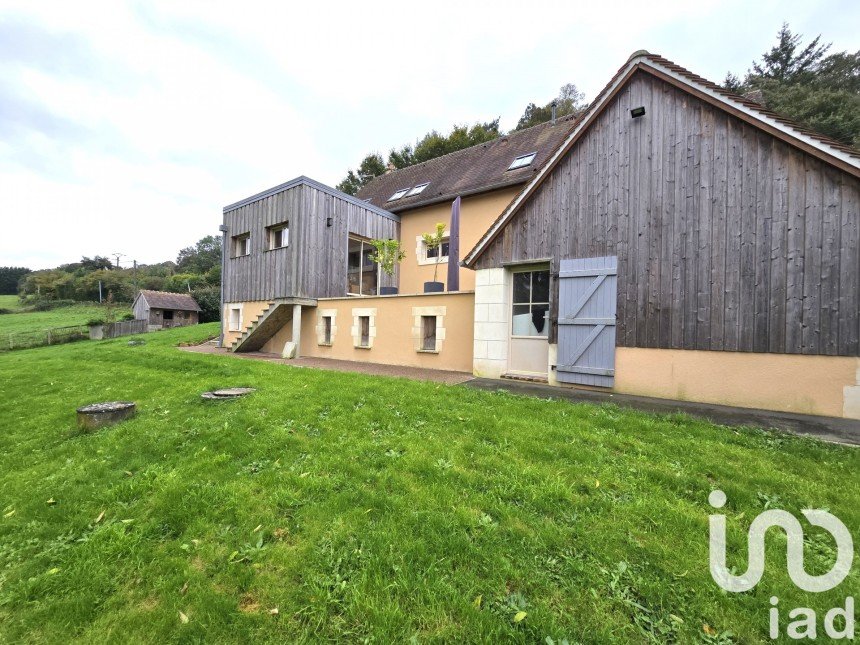 Maison 5 pièces de 169 m² à Val-au-Perche (61260)