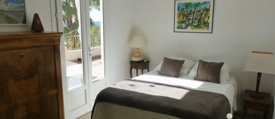 Traditional house 6 rooms of 160 m² in Pierrefeu-du-Var (83390)