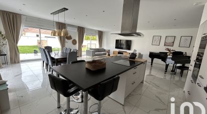 Maison 6 pièces de 169 m² à Bouranton (10270)